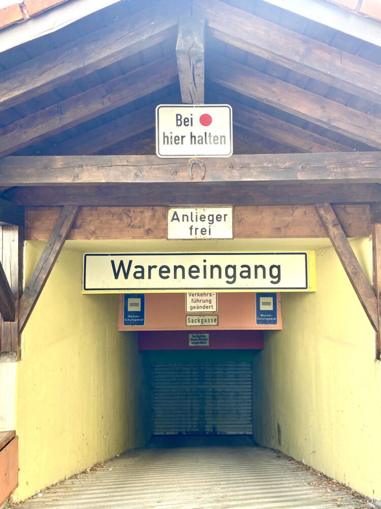 Tiefgarage, wareneingang, Baywa, Ismaning, Erro, Risinger Robert, Edeltraud Obermayr, weg wasserurmstrasse,