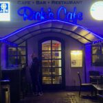Ismaning ist bunt, Rick's Cafe, blau